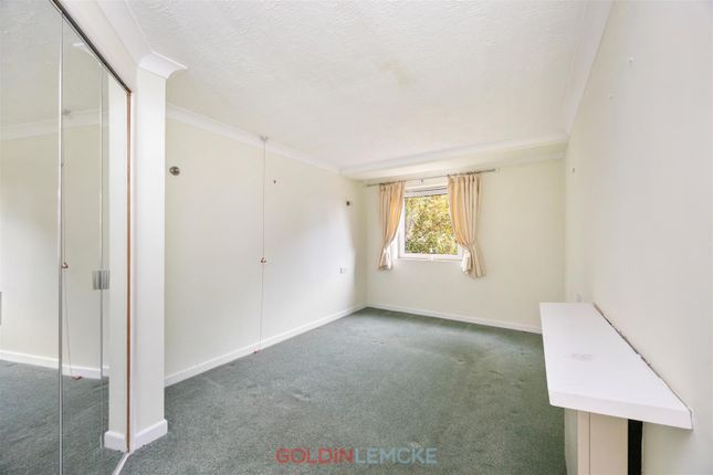 22, Amber Court, Holland Road, Hove photo 4