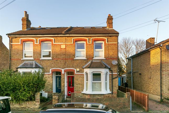 Flat for sale in St. Georges Road, Feltham