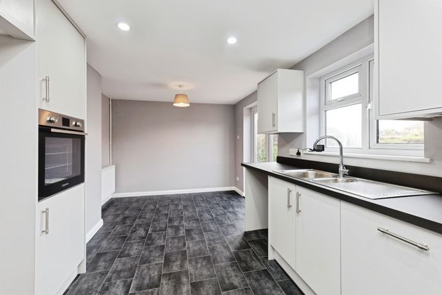 60, Newman Road, Canterbury photo 5