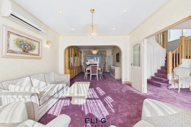 90 Princes Park Avenue, LONDON photo 3