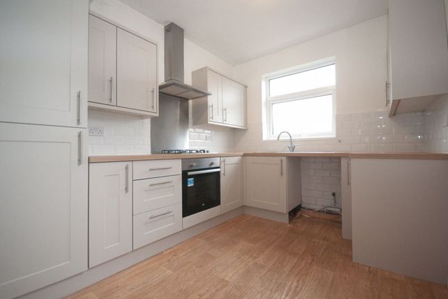 Thumbnail Flat to rent in Westminster Drive, Westcliff-On-Sea