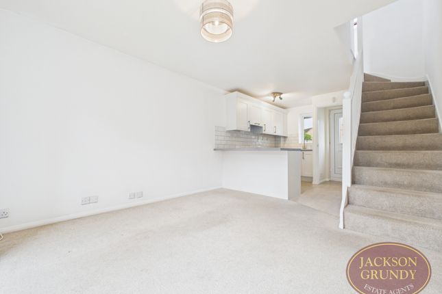 17, Reims Court, Northampton photo 3