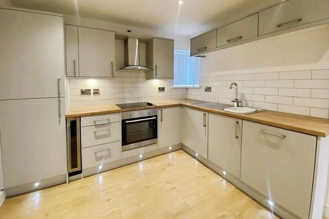 Apartment 5, Parkview, Sheffield photo 2