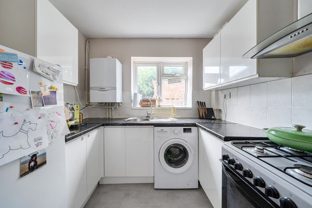 38, Maynard Road, Somerset photo 2