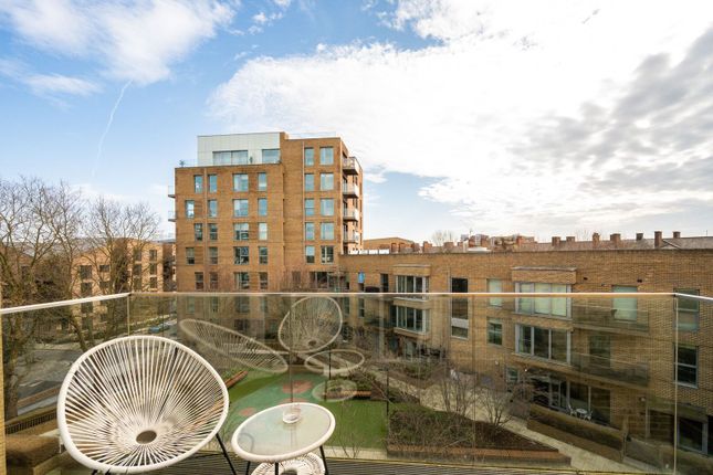New Paragon Walk, Elephant and Castle photo 3
