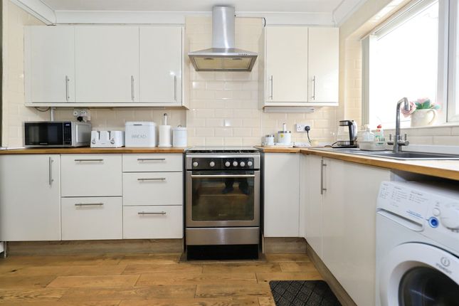 38, Southall Crescent, Bilston photo 4