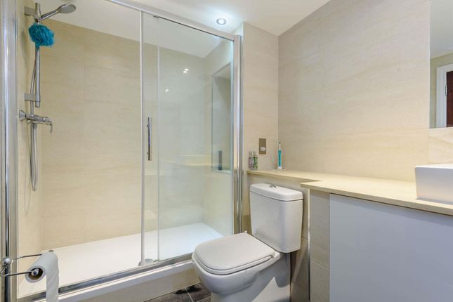 8450505-Interior09-800.Jpg