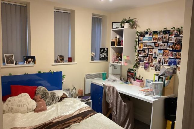 Thumbnail Shared accommodation to rent in Millstone Place, Millstone Lane, Leicester