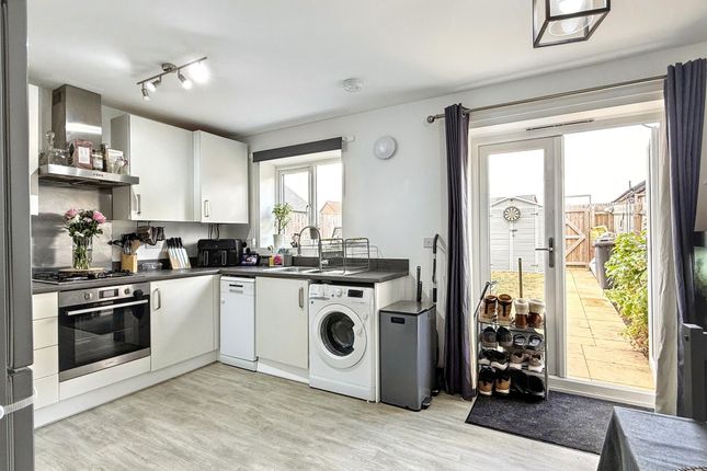 28 Riley Drive, Ibstock photo 2
