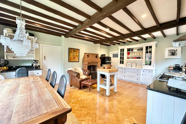 Down Cottage, Collington Lane East, Bexhill-on-Sea photo 3