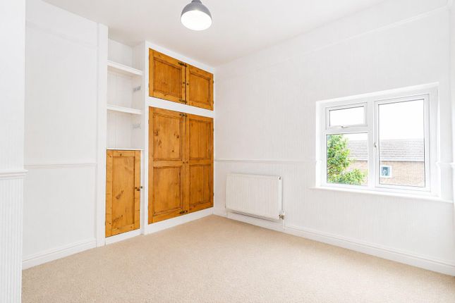 37A, Wrenthorpe Road, Wakefield photo 4