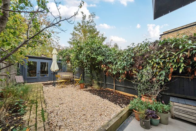 73, Clive Road, London photo 3