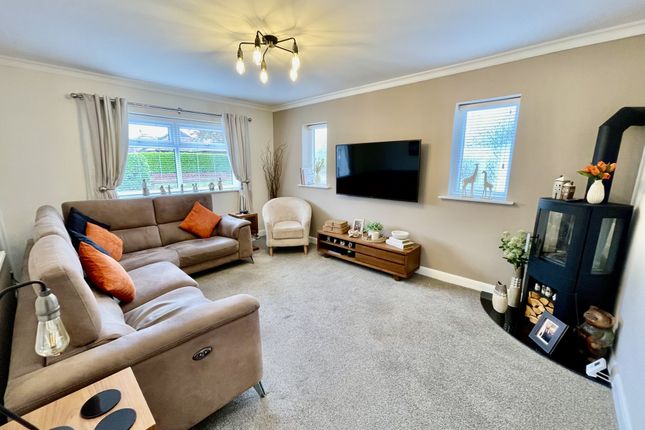 56, Stanley Avenue, Poulton-Le-Fylde photo 3