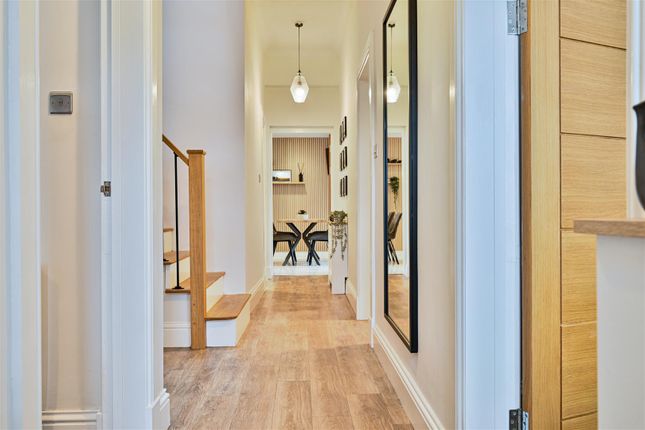 5, Milton Street, Carluke photo 2