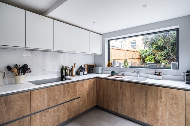 Thumbnail Terraced house for sale in Gillespie Road, Highbury