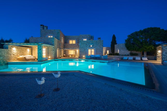 Villa for sale in Whispers Of The Sea, Paros (Town), Paros, Cyclade Islands, South Aegean, Greece