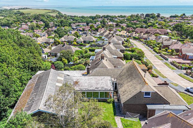 Knowle View 7, Meadow Way, Fairlight photo 4