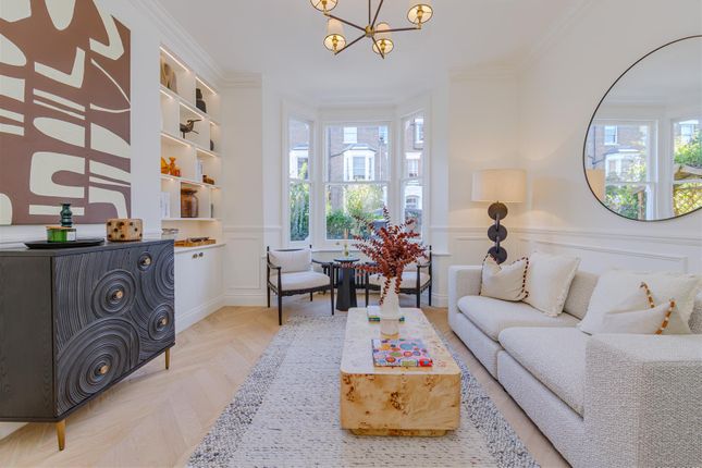 Roderick Road, Hampstead photo 2