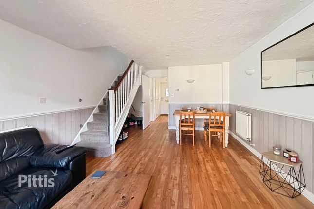 9, Medina View, East Cowes photo 4