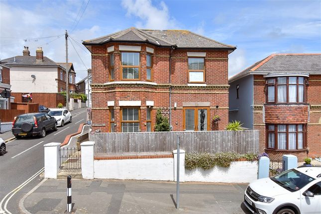 2-bed house on Clarendon Road, Shanklin, £230,000