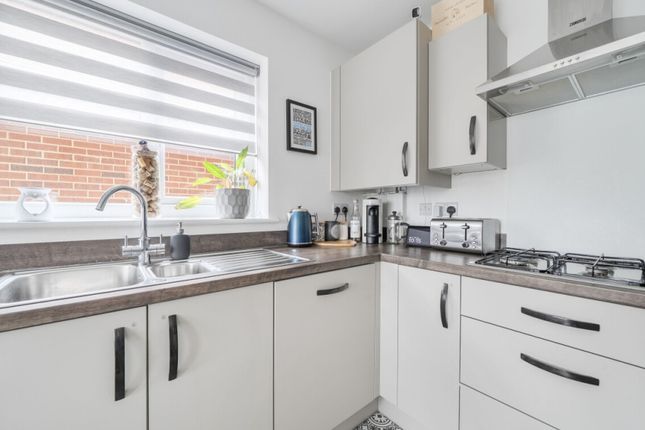 Oldfield Way, Euxton, Chorley photo 4