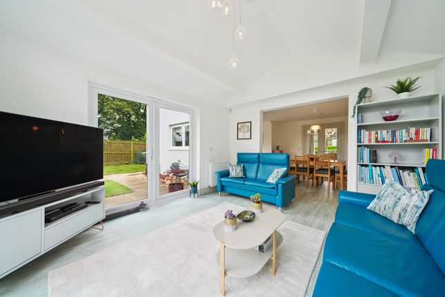 33, Twill Crescent, Strathaven photo 3