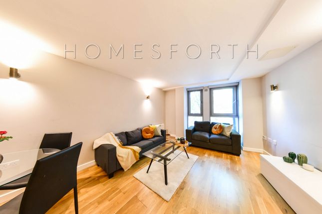 Thumbnail Flat for sale in Enfield Road, Dalston