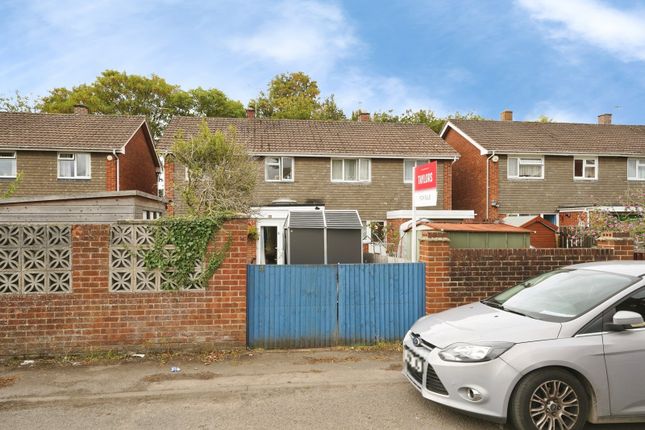 4, Cheyney Close, Gloucestershire photo 2