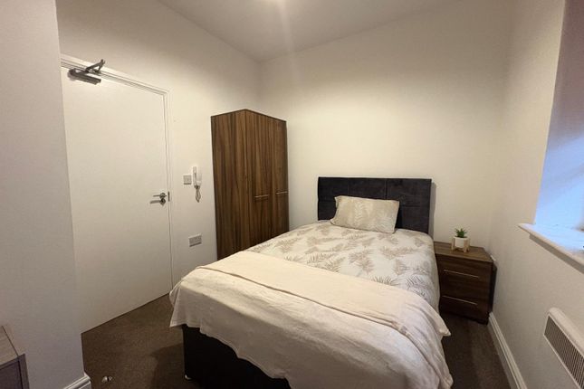 Room 104, Harts House