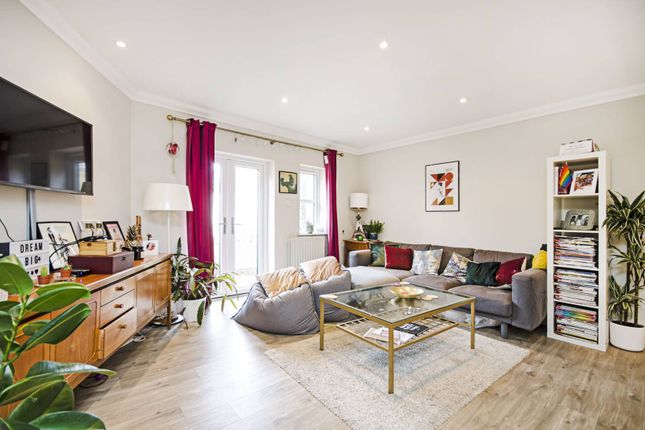 Thumbnail Property for sale in Chester Crescent, Dalston, London