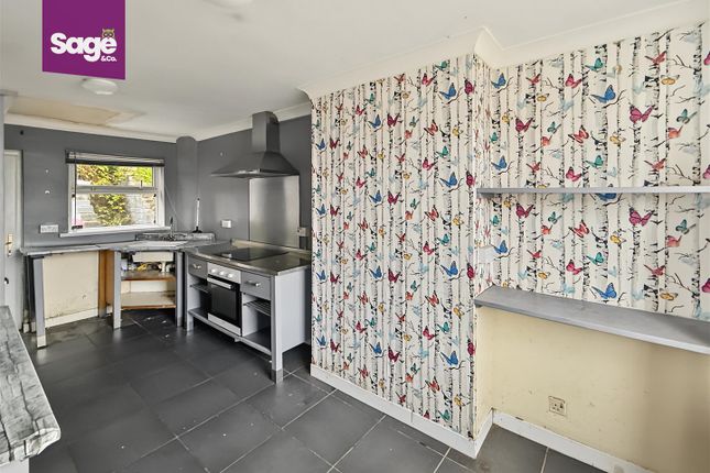 49, Channel View, Newport photo 4