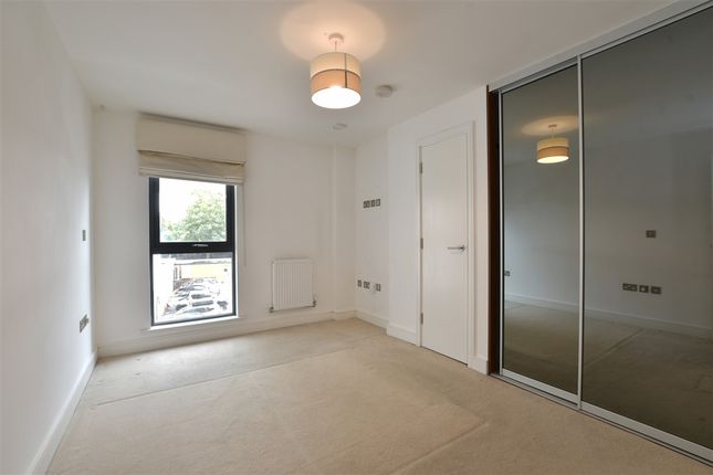 The Broadway, Loughton photo 4