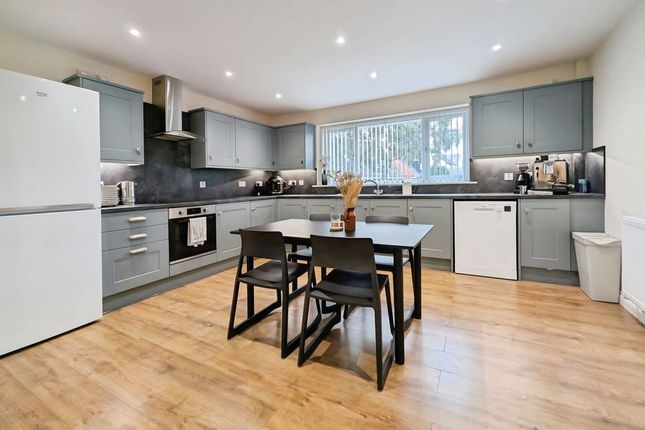 51, Western Way, Ryton photo 4