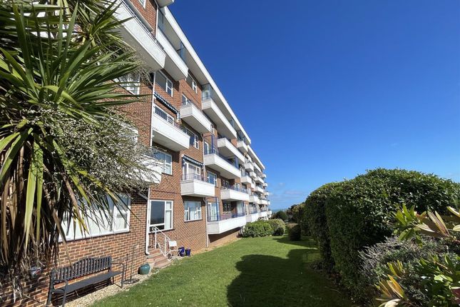 2-bed flat on Flat 24, Dolphin Court Cliff Road, Eastbourne, £250,000