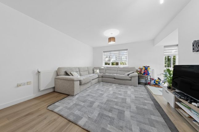 Hazelnut House,8, Squirrels Close, Swanley photo 2