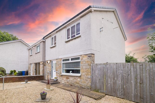 4 Mansefield Grove, Bathgate photo 4