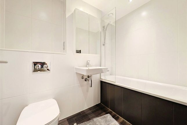 208, Hadrians Tower, Tyne and Wear photo 4