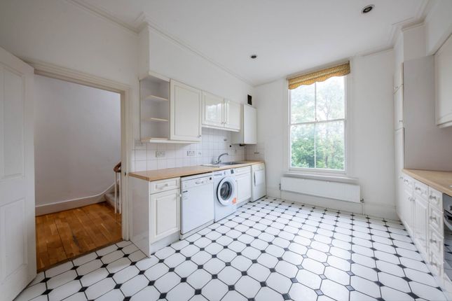 Upper Maisonette, Upper Richmond Road, London photo 4