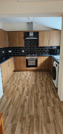 32, Pollard Street, South Shields photo 3