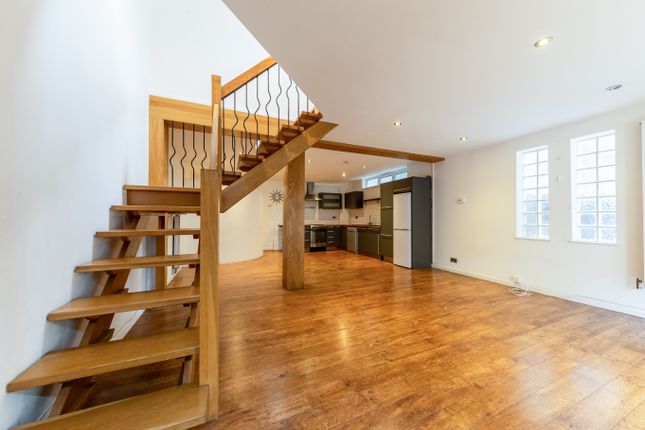 End terrace house to rent in Loraine Road, London