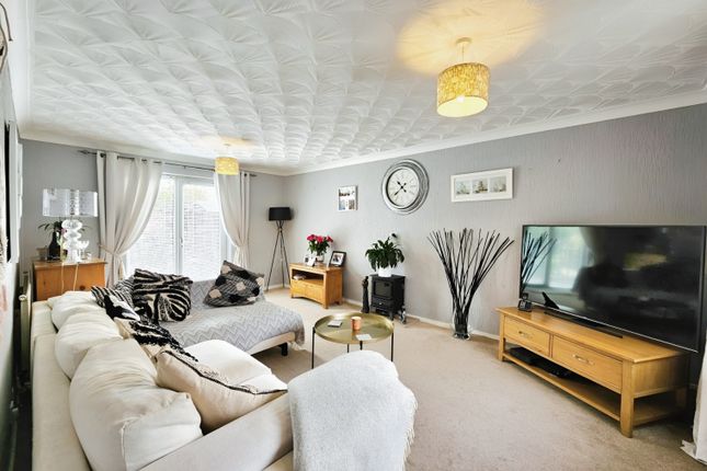 End terrace house for sale in Morley Walk, Corby