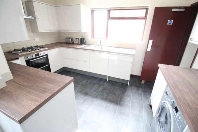 Thumbnail Detached house to rent in St. Michaels Avenue, Treforest, Pontypridd