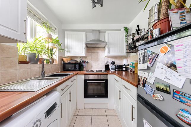 35 Witham Court, Thant Close, Leyton photo 4