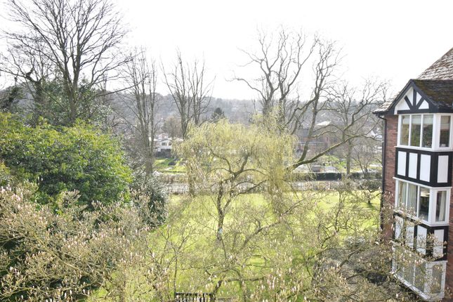 Flat for sale in Cottage Lawns, Heyes Lane, Alderley Edge