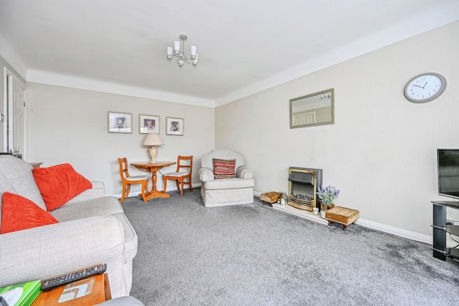 16 Conifer Court,, Phillips Lane, Liverpool photo 3