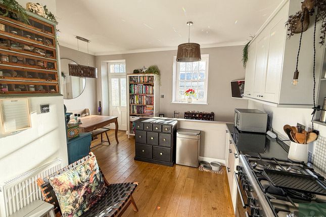 32 Yew Tree Court, Chy Hwel, Truro photo 4