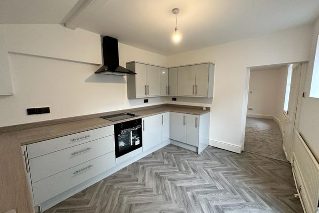 66 Penfilia Rd, Swansea photo 5