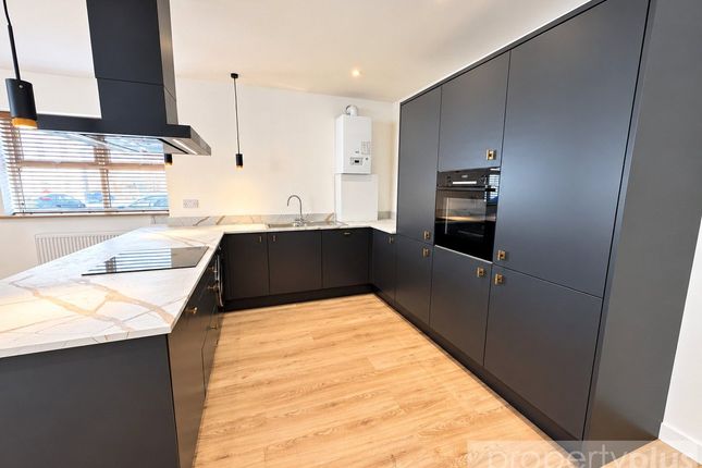Wyndham Street, Rhondda Cynon Taff photo 4