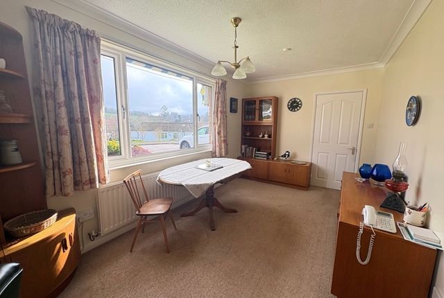 20, The Pines Devon, Honiton photo 4