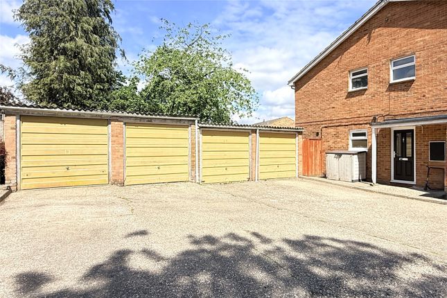 74, Madingley, Berkshire photo 4